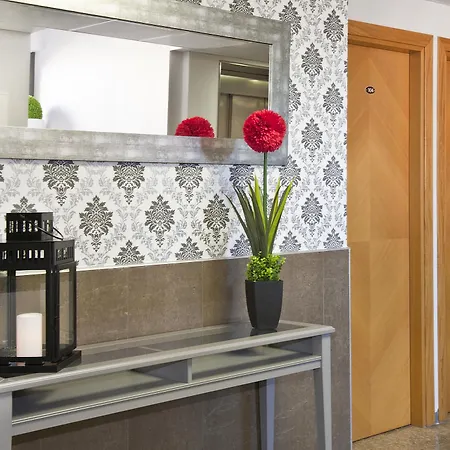 Sant Pere Ll Hspii Hotel Rubí