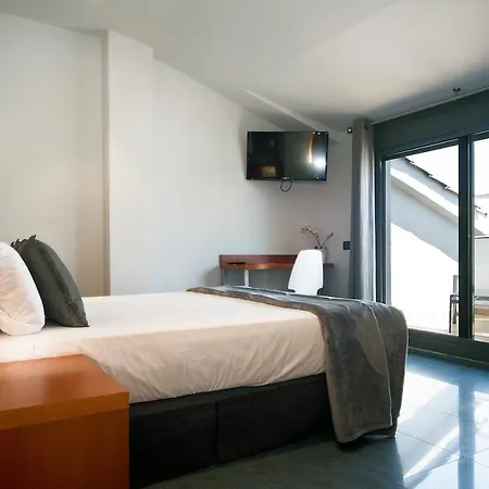 Hotel Sant Pere Ll Hspii Rubi